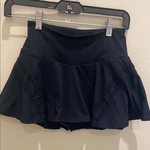 XS FP Movement black skirt - Picture 3 of 5
